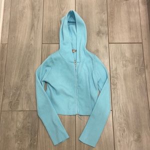 Cropped blue hooded jacket